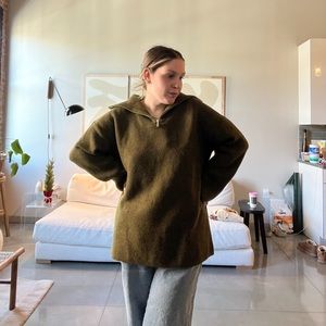 *SPRING CLOSET SALE* HM ribbed green sweater